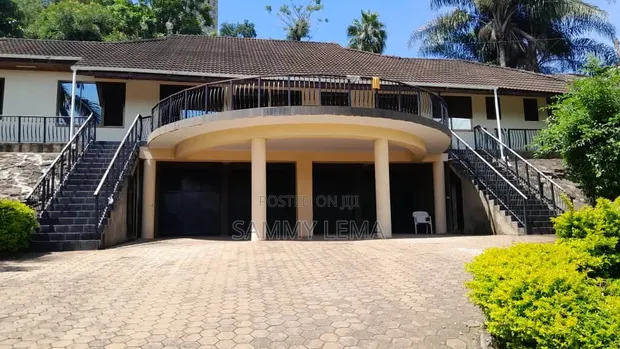 Nyumba ya Vyumba 5 vya Kulala (Bungalow) Block C, Njiro Inauzwa - 1