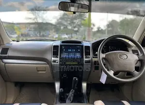 Toyota Land Cruiser Prado TX 2006 White