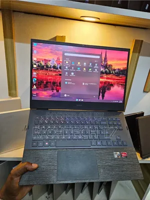 HP Omen 16 Laptop: 16GB RAM, AMD Ryzen 7, 512GB SSD