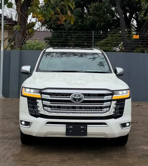 Toyota Land Cruiser Sahara ZX 2024 3.3L Diesel - 1