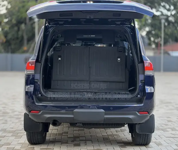 Toyota Land Cruiser VXR 2024 3.3L Dizeli - 1