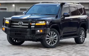 Toyota Land Cruiser LC300 VXR 2024