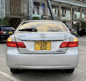 Toyota Premio 2009 Silver