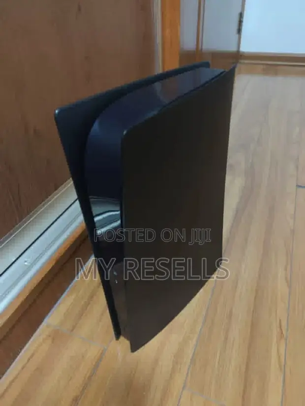 Playstation 5 (Used) - 1