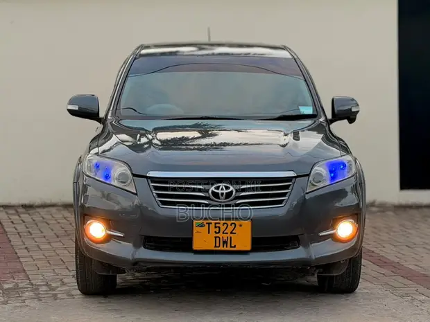 Toyota Vanguard 2011 Gray - 1