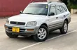 Toyota RAV4 2002 Nyeupe - 2