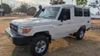 Toyota Land Cruiser Series 79 2009 Nyeupe - 1