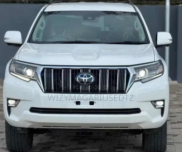 Toyota Land Cruiser Prado 2.8 VX-L 2023 - 1