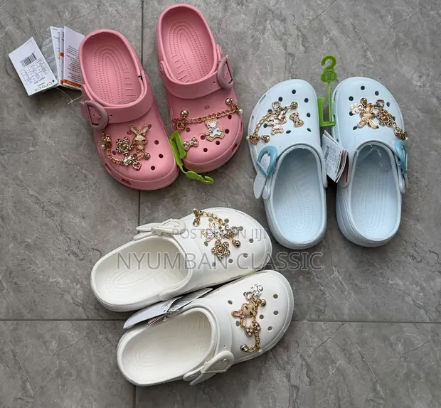 Yeezy Slides Crocs - Mpya Kabisa - 1