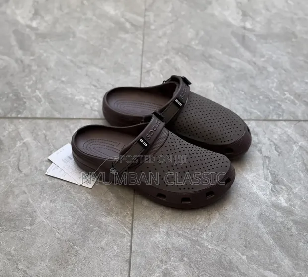 Crocs Men's Yukon Lite Ride Clog - 1