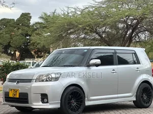 Toyota Corolla Rumion 2009 Nyeupe