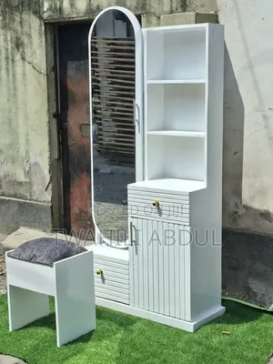 Modern Dressing Table