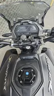 Bajaj Dominar 400 2023 Nyeusi - 5