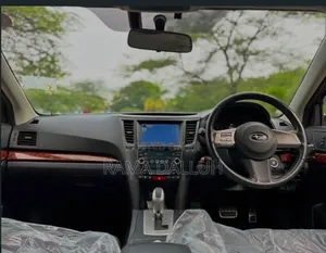 Subaru Legacy 2011 Nyeusi
