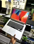 Apple MacBook Air 2017 8GB RAM 500GB HDD - 1