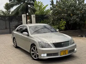 Toyota Crown Athlete 2004 Silver