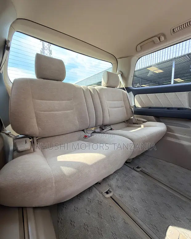 Toyota Alphard 2008 Nyeupe - 1