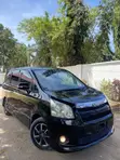 Toyota Noah 2.0 143hp AWD (7 Seater) 2008 Nyeusi - 4