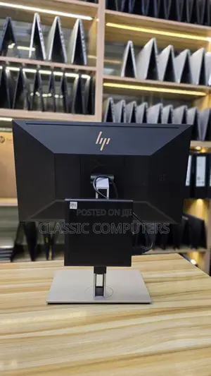 Kompyuta Meza HP Monitor 24-inch, Core i5, 8GB RAM, 256GB SSD