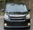 Toyota Noah 2009 Nyeusi - 1