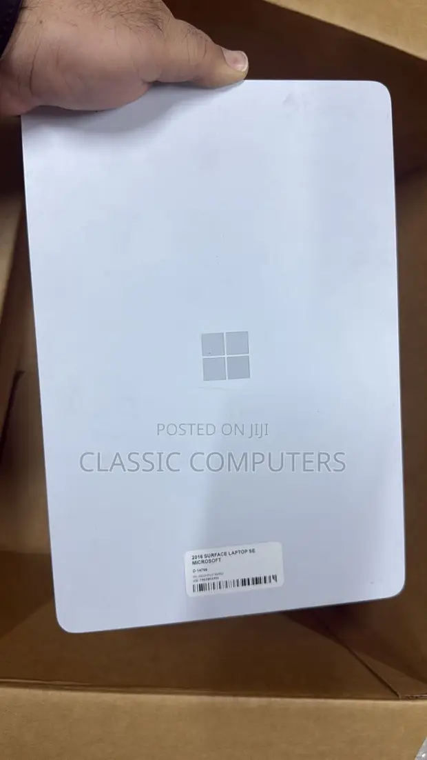 Microsoft Surface Laptop SE 8GB RAM 128GB SSD - 1