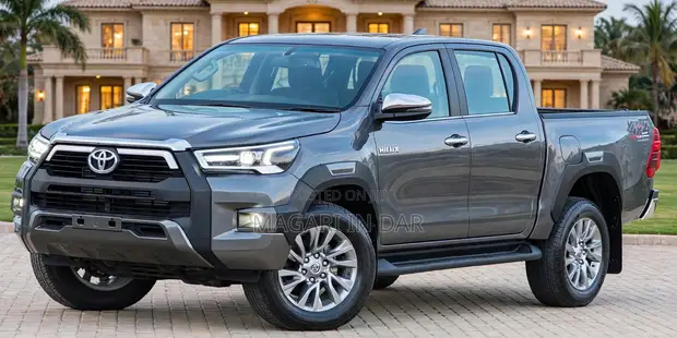 Toyota Hilux Double Cab Mpya 2025 Grey Metallic - 1