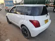 Toyota IST 2006 White - 4