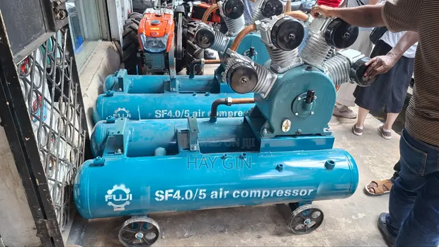 Fuji SF4.0/5 Heavy Duty Air Compressor - 1