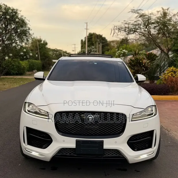 Jaguar F-Pace 2017 White - 1