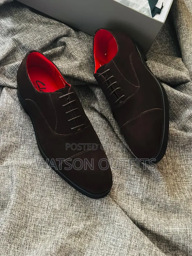 Viatu vya Oxford vya Wanaume vya Ngozi vya Clarks Design - 1