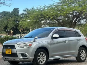 Mitsubishi RVR 2.0 2011 Silver