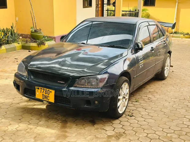 Toyota Altezza 2002 Blue - 1