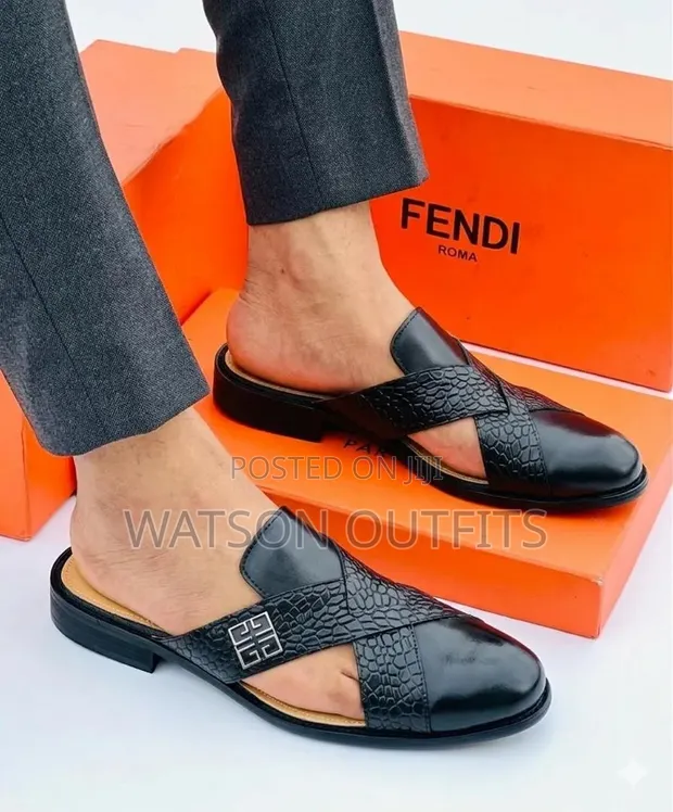 Viat Vya Fendi Design Mfumo wa Mules - Ngozi kwa Wanaume - 1