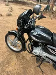 Bajaj Boxer 125 2025 Nyeusi - 3