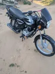 Bajaj Boxer 125 2024 Nyeusi - 3
