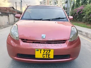 Toyota Passo 2005 - Ivory