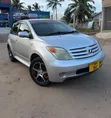 Toyota IST 2007 Nyeupe - 2