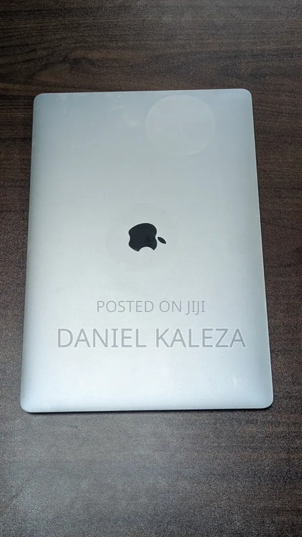 Apple MacBook Pro 2019 15" Intel Core i7 32GB RAM 256GB SSD - 1