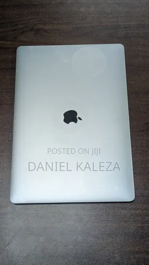 Apple MacBook Pro 2019 15" Intel Core i7 32GB RAM 256GB SSD