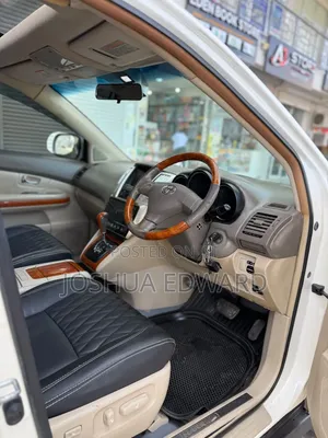 Toyota Harrier 2009 Nyeupe ya Lulu