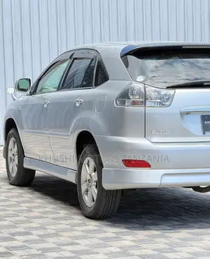 Toyota Harrier 2005
