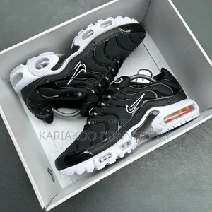 Men's Nike Air Max Plus TN Sneakers