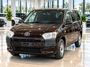 Toyota Succeed Station Wagon 2015 Maroon
