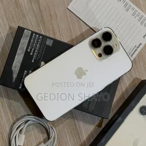 Apple iPhone 13 Pro 256GB Nyeupe