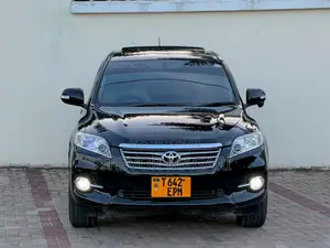 Toyota Vanguard 2011 Nyeusi