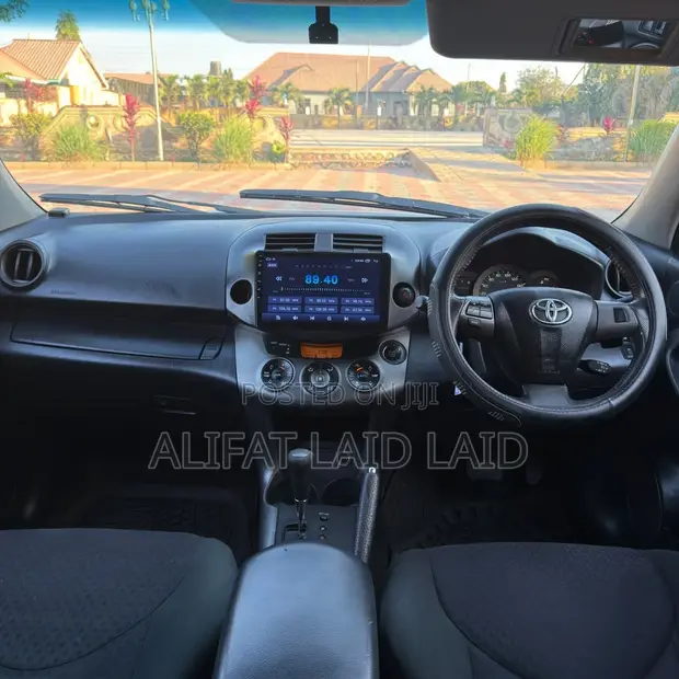 Toyota Vanguard 2011 Black - 1