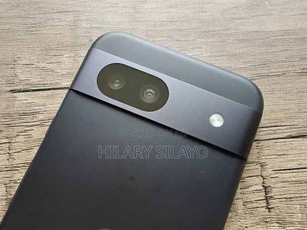 Google Pixel 8a 128GB Black - 1