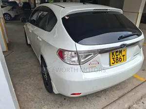 Subaru Impreza 2010 Nyeupe