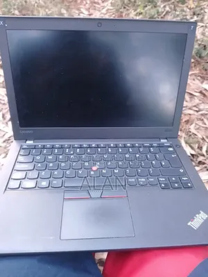 Laptopi ya Lenovo ThinkPad T490s - Intel Core i5, 8GB RAM, 500GB SSD