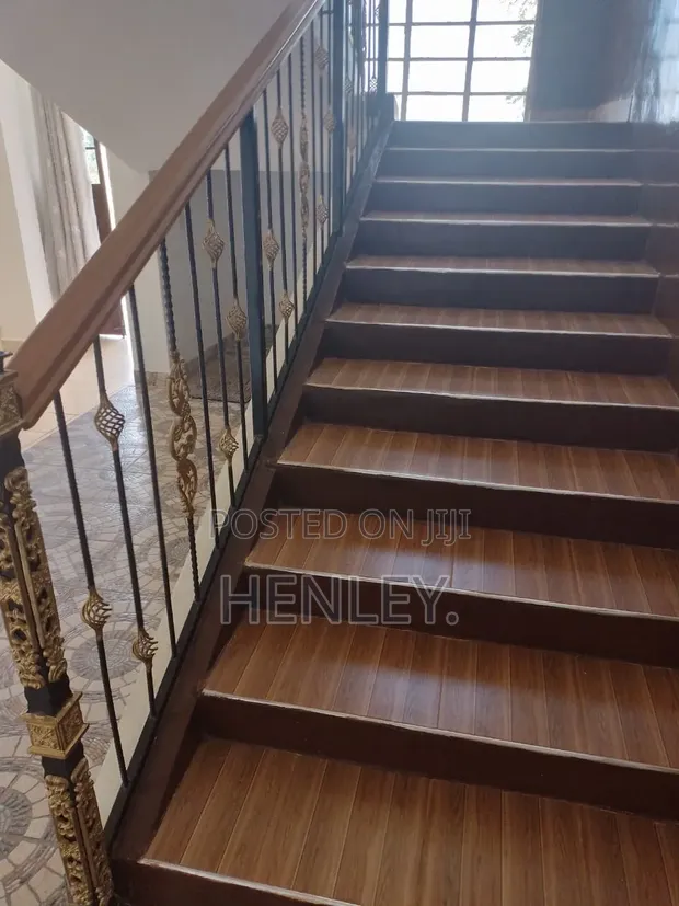 Hoteli ya Highway, Guest House/Restaurant & Ekari 1.5 kwa Uuzaji - 1